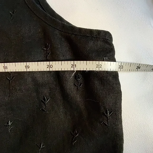 Black Linen Blend Tank - Picture 6 of 8